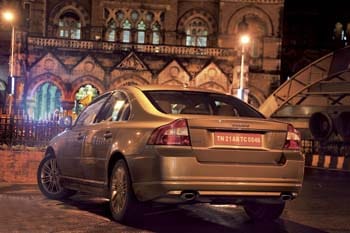 Volvo S80 V8 AWD - Image 2